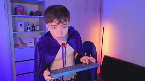 Snapshot of nicoisonline chatting on October 24, 2025, 8:05 pm Nicolas online show from October 24, 2025, 8:05 pm