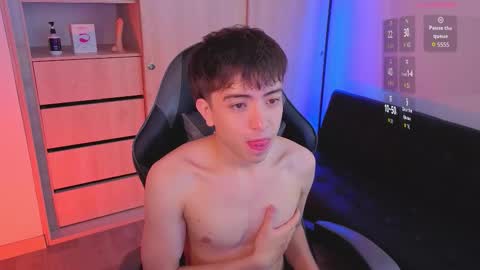 Snapshot of nicoisonline chatting on October 27, 2025, 8:13 pm Nicolas online show from October 27, 2025, 8:13 pm