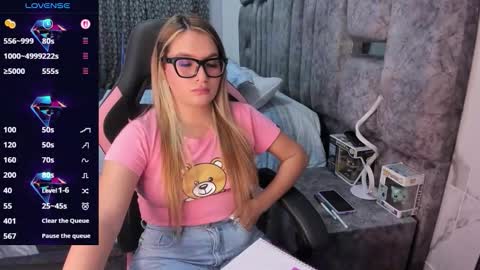 YuliEM online show from January 31, 2026, 7:11 pm