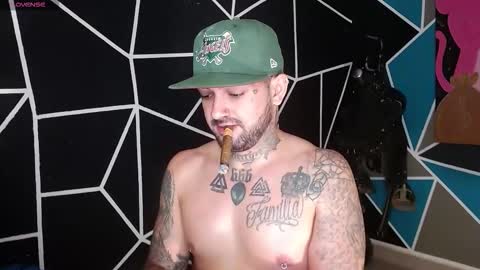 Snapshot of nicolas_torres99 chatting on October 28, 2025, 2:26 am nicolas online show from October 28, 2025, 2:26 am