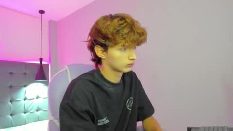 Snapshot of nicolasferrer18 chatting on November 3, 2025, 7:15 pm nicolasferrer18 online show from November 3, 2025, 7:15 pm