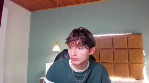 Snapshot of nicolasferrer18 chatting on November 9, 2025, 7:23 pm nicolasferrer18 online show from November 9, 2025, 7:23 pm