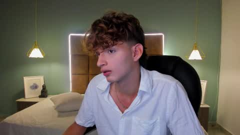 Snapshot of nicolasferrer18 chatting on November 20, 2025, 7:24 pm nicolasferrer18 online show from November 20, 2025, 7:24 pm