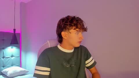 Snapshot of nicolasferrer18 chatting on November 28, 2025, 7:27 pm nicolasferrer18 online show from November 28, 2025, 7:27 pm