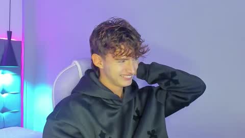 Snapshot of nicolasferrer18 chatting on December 5, 2025, 7:32 pm nicolasferrer18 online show from December 5, 2025, 7:32 pm