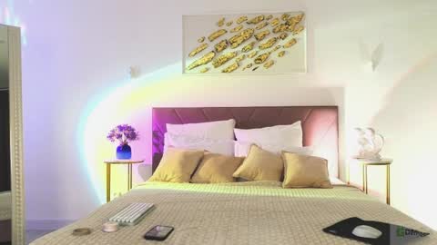 Nicole online show from April 3, 2026, 9:13 pm