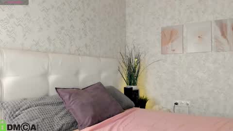 GMT7TueWedThSu 0300am-0900am. Sa 1000am-0400pm online show from November 5, 2025, 8:09 pm