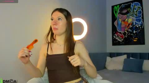 Snapshot of nicole_charm chatting on June 6, 2026, 6:07 am GMT7TueWedThSu 0300am-0900am. Sa 1000am-0400pm online show from June 6, 2026, 6:07 am