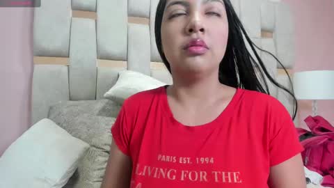 nicole_fisherr online show from September 16, 2025, 6:03 am