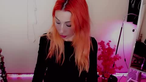 Nicole online show from December 6, 2024, 12:34 am