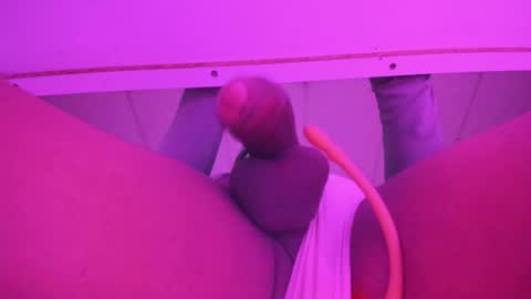 Snapshot of nicole_gauss chatting on November 12, 2025, 11:10 am NICOLE online show from November 12, 2025, 11:10 am