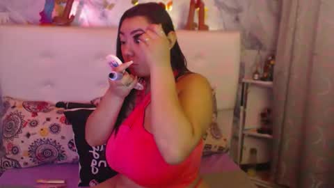 Nicole online show from March 4, 2026, 10:10 am