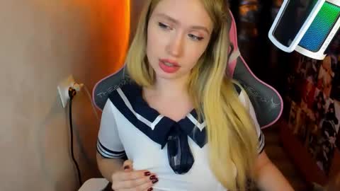 Snapshot of nicole_ricci_ chatting on October 30, 2025, 10:10 pm Nicole online show from October 30, 2025, 10:10 pm