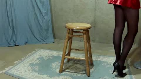 Snapshot of nicole_t chatting on September 15, 2025, 7:03 pm Nicole T online show from September 15, 2025, 7:03 pm