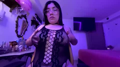 Nicole online show from June 7, 2026, 7:45 am