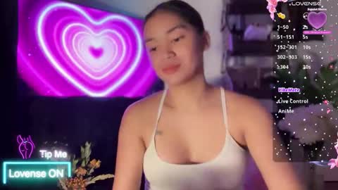 NICOLE online show from October 25, 2025, 6:43 am