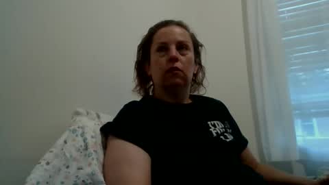 Snapshot of nicolegoodvibes00 chatting on May 16, 2026, 12:04 pm Nicole online show from May 16, 2026, 12:04 pm