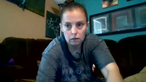 Snapshot of nicolegoodvibes00 chatting on May 18, 2026, 4:24 pm Nicole online show from May 18, 2026, 4:24 pm