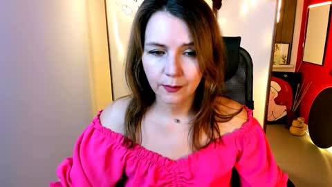 nicolehits online show from March 31, 2026, 5:13 pm