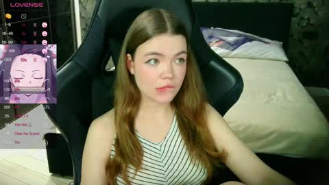 Snapshot of nicolemeew chatting on June 7, 2026, 7:50 pm NicoleMeew online show from June 7, 2026, 7:50 pm