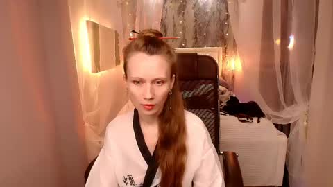 Nicole online show from April 14, 2026, 12:33 pm