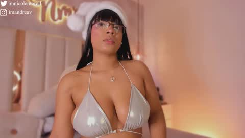 Andrea give it a thumbs up please its important  online show from December 5, 2025, 12:47 pm