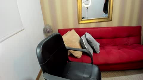 Snapshot of nicolettcolin chatting on April 11, 2026, 6:23 pm Nicolettcolin online show from April 11, 2026, 6:23 pm