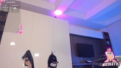 Snapshot of nicolette_tay chatting on April 29, 2026, 2:21 pm Nicol online show from April 29, 2026, 2:21 pm
