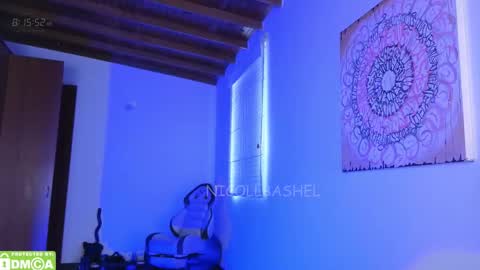 Nicoll  Independent model online show from March 16, 2026, 1:15 pm