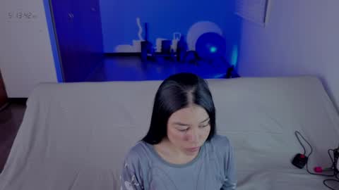 Snapshot of nicollbashel chatting on April 26, 2026, 10:13 am Nicoll Independent model online show from April 26, 2026, 10:13 am