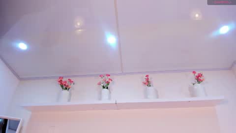 Snapshot of nicolle_evanss_ chatting on July 14, 2026, 10:21 am nicolle_evanss_ online show from July 14, 2026, 10:21 am