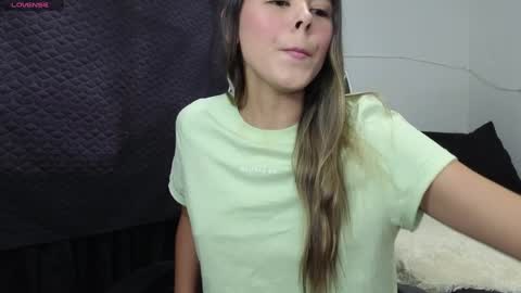 Nicolle online show from January 14, 2025, 8:59 pm