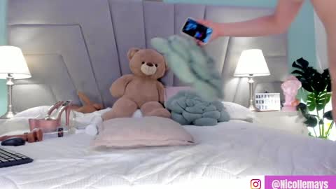 Snapshot of nicolle_mays chatting on February 8, 2025, 4:14 pm Nicolle Mays online show from February 8, 2025, 4:14 pm