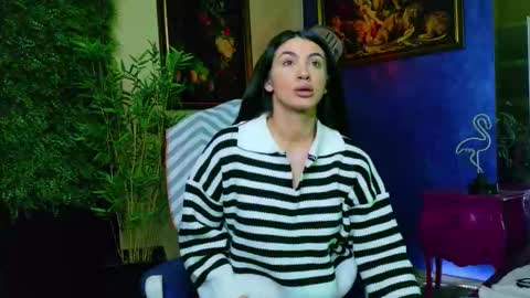 Snapshot of nicollepalmer chatting on October 30, 2025, 8:05 am Nicolle online show from October 30, 2025, 8:05 am