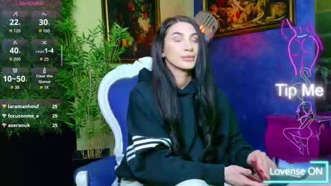 Snapshot of nicollepalmer chatting on November 14, 2025, 10:47 am Nicolle online show from November 14, 2025, 10:47 am