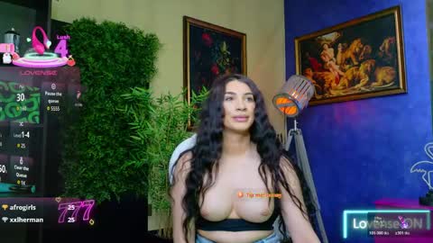 Snapshot of nicollepalmer chatting on April 2, 2026, 11:19 am Nicolle online show from April 2, 2026, 11:19 am