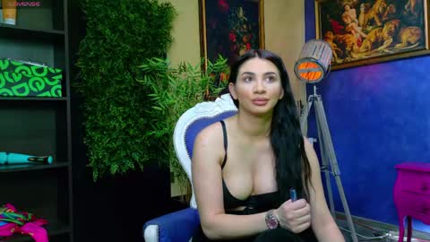 Snapshot of nicollepalmer chatting on April 14, 2026, 10:43 am Nicolle online show from April 14, 2026, 10:43 am