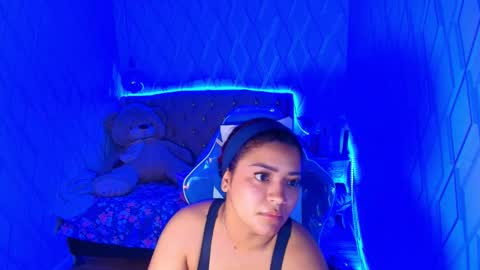 Snapshot of nicolletaylorq chatting on November 14, 2025, 3:27 am Nicolle Miley online show from November 14, 2025, 3:27 am