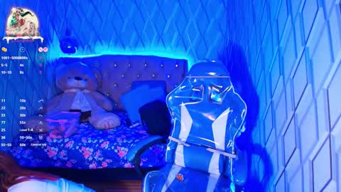 Snapshot of nicolletaylorq chatting on November 18, 2025, 4:50 am Nicolle Miley online show from November 18, 2025, 4:50 am