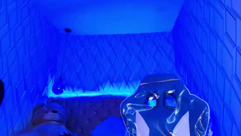 Snapshot of nicolletaylorq chatting on November 28, 2025, 4:04 am Nicolle Miley online show from November 28, 2025, 4:04 am