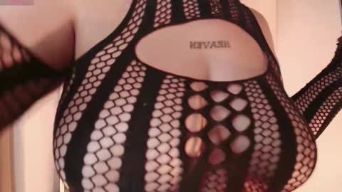 nicolletease online show from December 2, 2025, 12:10 pm