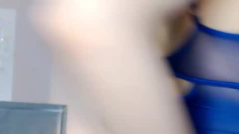 NicolRos online show from November 6, 2025, 1:12 pm