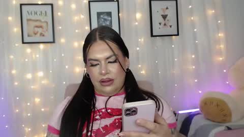 Snapshot of nicoobaby chatting on January 22, 2025, 11:43 pm nicoobaby online show from January 22, 2025, 11:43 pm