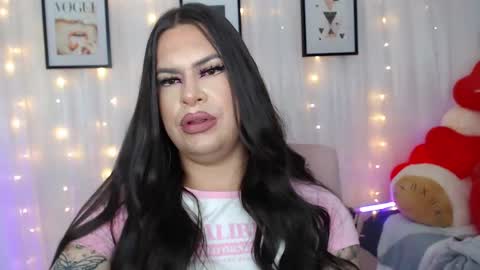 Snapshot of nicoobaby chatting on February 19, 2025, 12:35 am nicoobaby online show from February 19, 2025, 12:35 am