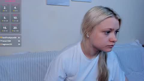 Hannah help me get 50 thumbs up online show from July 19, 2026, 9:35 am