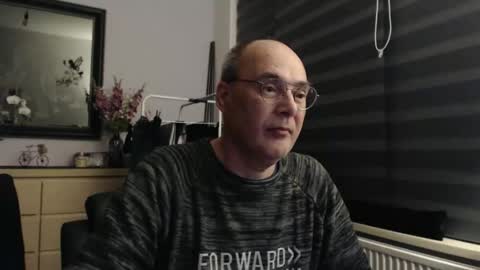 Snapshot of nightkeeper63 chatting on April 18, 2026, 11:27 pm nightkeeper63 online show from April 18, 2026, 11:27 pm