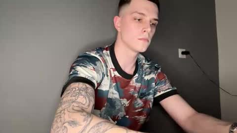 Snapshot of nightlord_x chatting on December 19, 2025, 7:10 pm Max online show from December 19, 2025, 7:10 pm