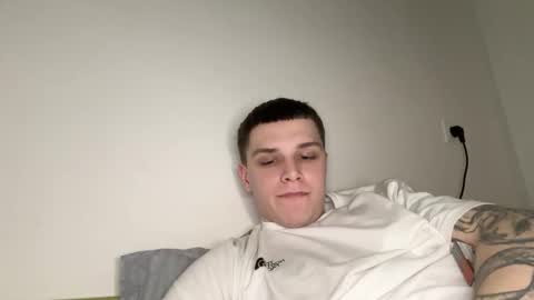 Snapshot of nightlord_x chatting on January 6, 2026, 9:29 pm Max online show from January 6, 2026, 9:29 pm