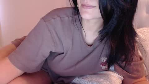leona online show from February 7, 2026, 2:10 pm
