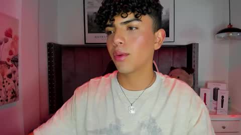 niick_twink online show from December 2, 2025, 8:15 pm